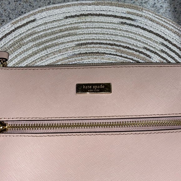 Kate Spade crossbody purse - Picture 2 of 6